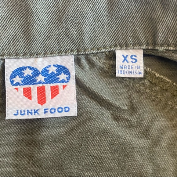 Junk Food Clothing Kids Olive Jacket with Patches xs 100 cotton - Picture 9 of 10